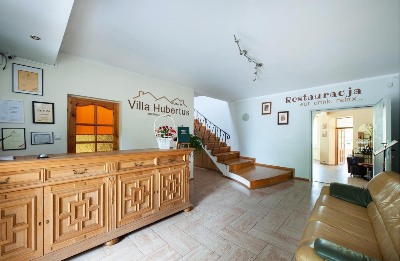 Hotel Villa Hubertus Кутно Екстериор снимка